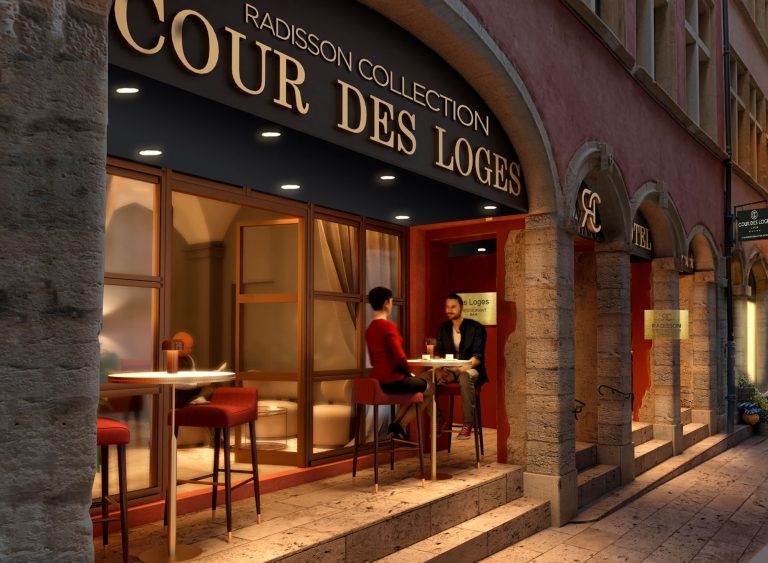 Un-nouvel-hotel-Radisson-ouvre-a-Lyon-La-cour-des-Loges-768x563 Saint-Chamond joue la carte de la transition urbaine