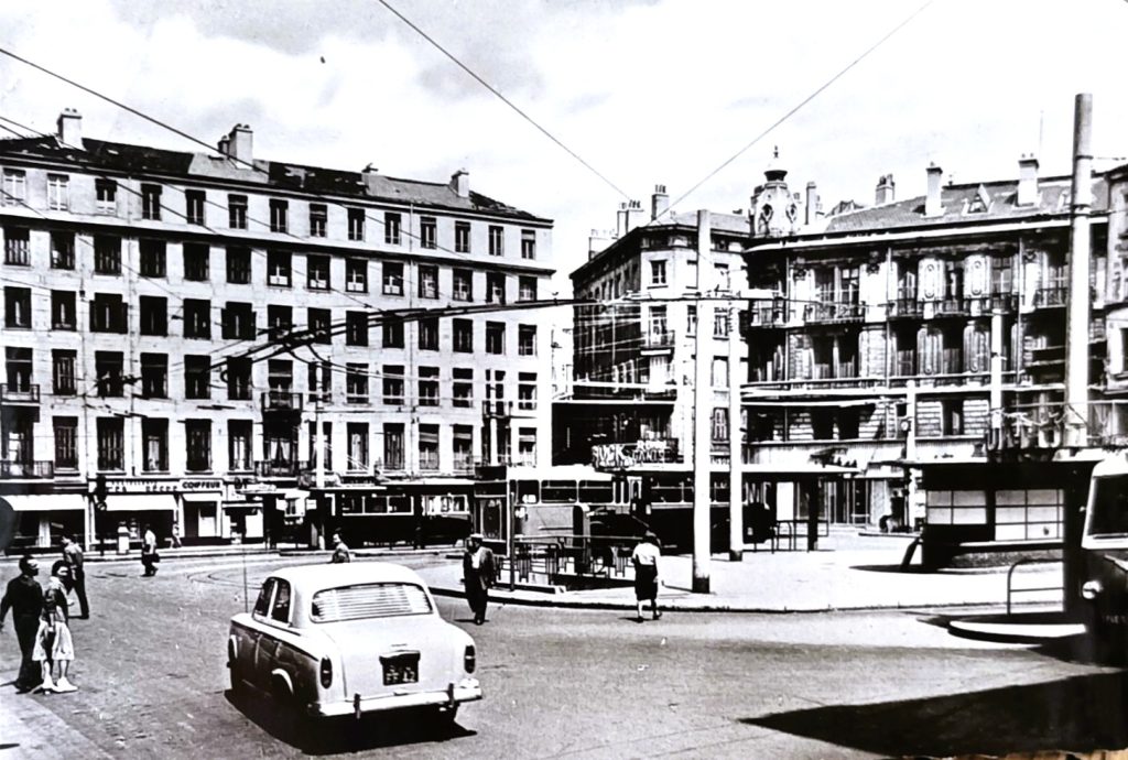 placedoriannb-1024x690 La fabuleuse Histoire de la place Dorian de Saint-Etienne