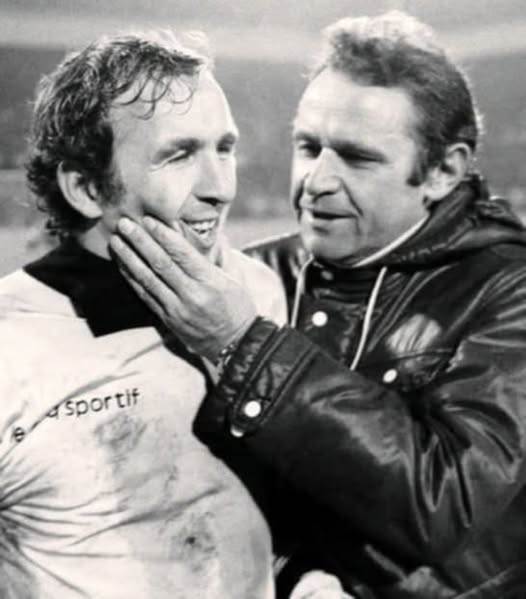 garonnairecurko Pierre Garonnaire : le troisième élément