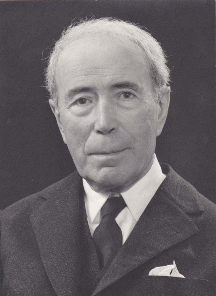 ea521ef77cb7_w2560-749x1024 Quand Antoine Pinay inventait le nouveau franc