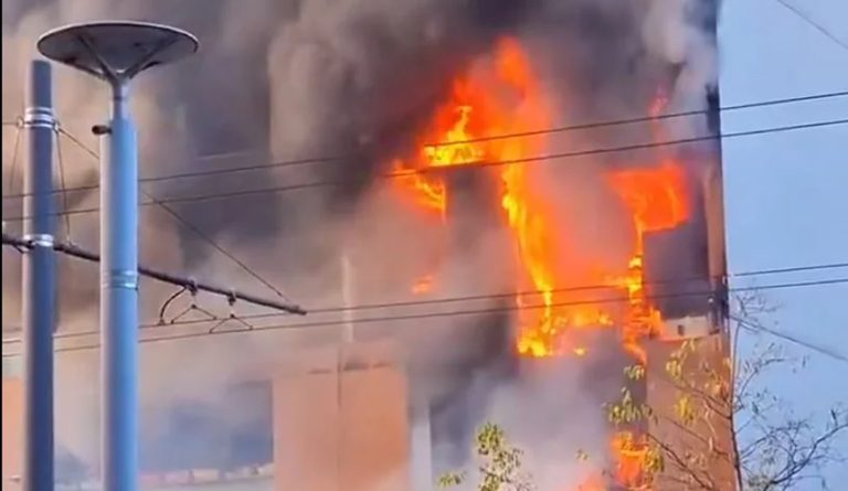 Rillieux-la-Pape-un-clip-de-rap-declenche-des-heurts-et-un-incendie-768x445 La préfecture du Rhône met en demeure la Région AURA