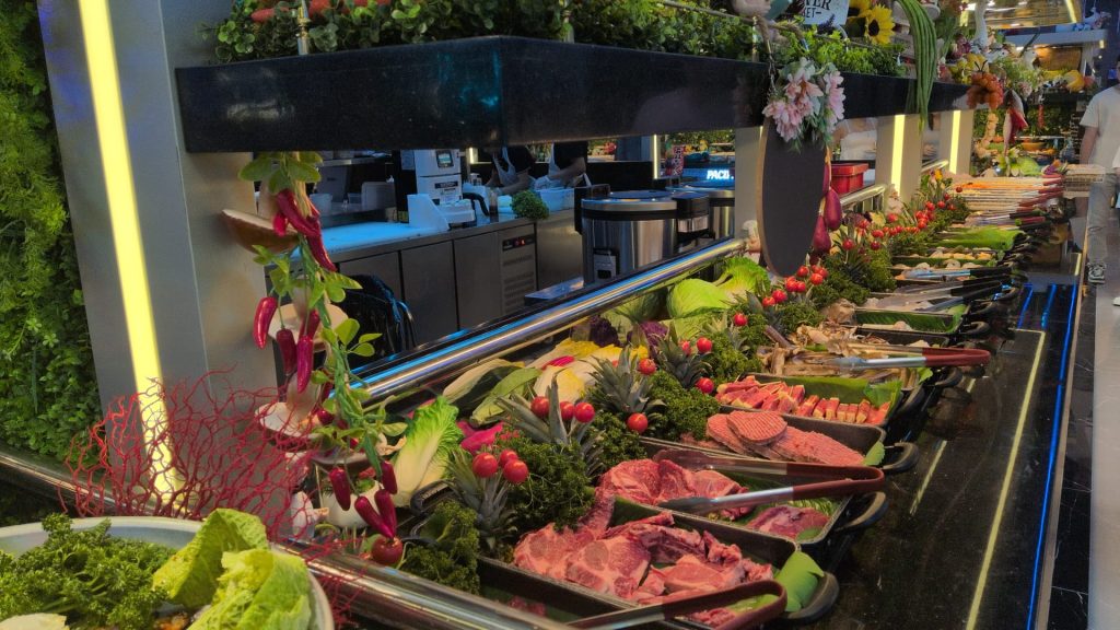 WhatsApp-Image-2026-04-07-at-13.49.15-1024x576 La Fouillouse : un nouveau géant de la restauration à volonté ouvre ses portes