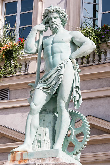 figure02 Les allégories de la Métallurgie et de la Rubanerie