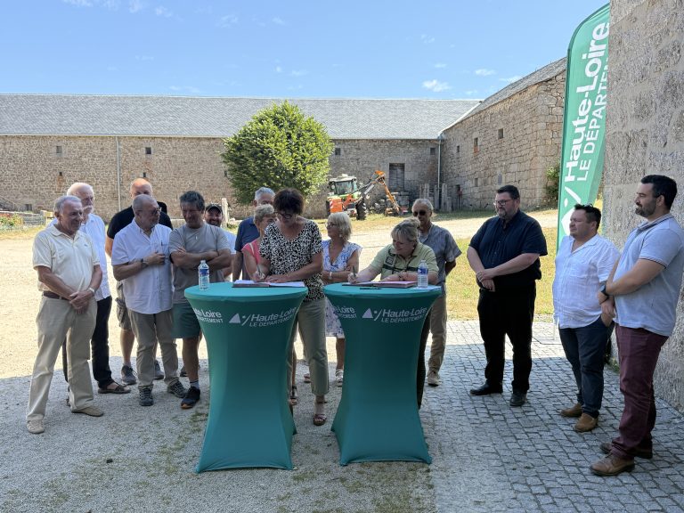 conventions-saugues-768x576 Où en est le groupe Casino ?